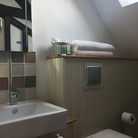 No 3 Route De Lingramiere Bed & Breakfast