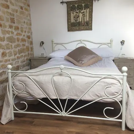 No 3 Route De Lingramiere Bed & Breakfast *